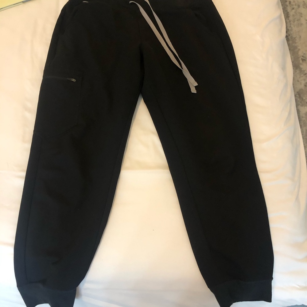Figs Jogger Scrubs